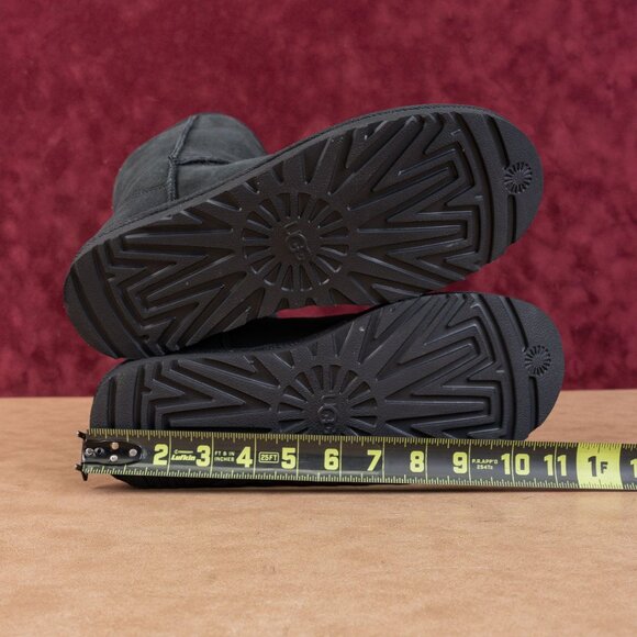 UGG Women Classic Short II Black Suede Shearling Lined Winter Boots sz 10 - Picture 5 of 8